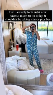 Jena Frumes feet photo thumbnail