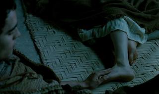 Rachel Weisz feet photo thumbnail