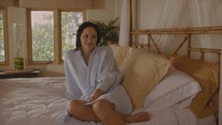 Katharine McPhee feet photo thumbnail
