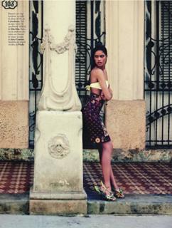 Sara Sampaio feet photo thumbnail