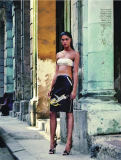 Sara Sampaio feet photo thumbnail