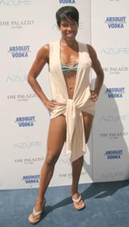 Regina King feet photo 3