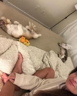 Karolina Kowalkiewicz feet photo thumbnail