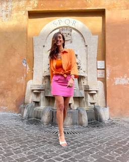 Caterina Balivo feet photo thumbnail