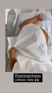Vida Guerra feet photo thumbnail