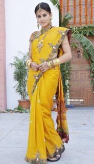 Taapsee Pannu feet photo thumbnail