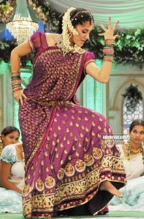 Taapsee Pannu feet photo thumbnail