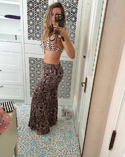 Blake Lively feet photo thumbnail