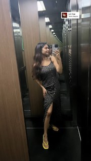 Anushka Sen feet photo thumbnail