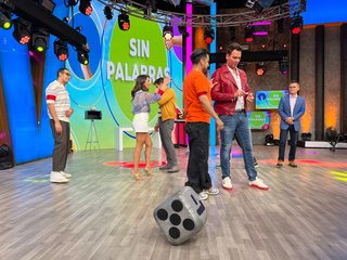 Laura González feet photo thumbnail