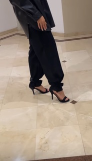 Kéfera Buchmann feet photo thumbnail