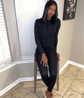 Angel Reese feet photo thumbnail