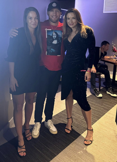 Karolina Kowalkiewicz feet photo thumbnail