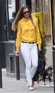 Hilary Swank feet photo thumbnail