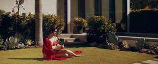 Laura Marano feet photo thumbnail