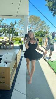 Corinna Kopf feet photo thumbnail