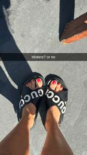Corinna Kopf feet photo thumbnail