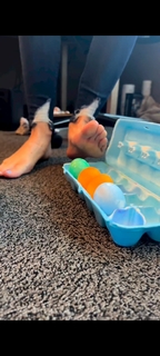 Kyle Unfug feet photo thumbnail