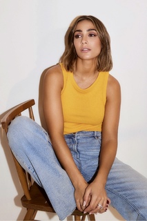 Frankie Bridge feet photo thumbnail
