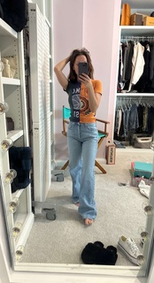 Brittney Smith feet photo thumbnail
