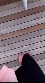 Justine Ezarik feet photo thumbnail