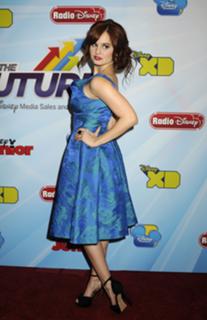 Debby Ryan feet photo thumbnail