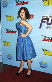 Debby Ryan feet photo thumbnail