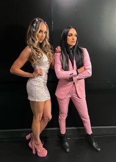 Chelsea Green feet photo thumbnail