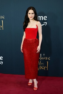 Rachel Brosnahan feet photo thumbnail