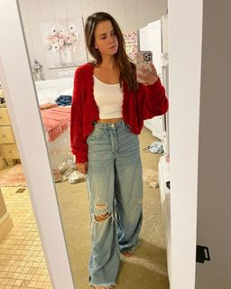 Tiffany Alvord feet photo thumbnail