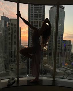 Charly Jordan feet photo thumbnail