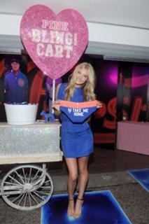 Elsa Hosk feet photo thumbnail