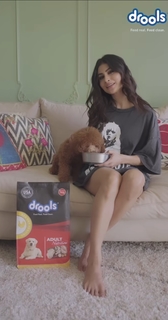Mouni Roy feet photo thumbnail
