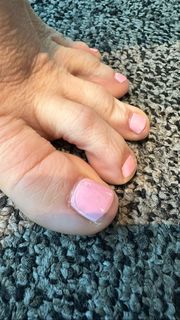 Kyle Unfug feet photo thumbnail