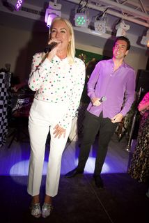 Denise Van Outen feet photo thumbnail