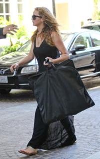Jennifer Lawrence feet photo thumbnail