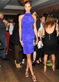 Karlie Kloss feet photo thumbnail