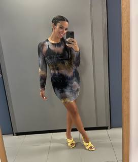 Cristina Pedroche feet photo thumbnail