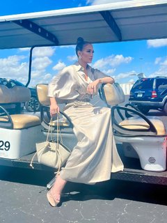 Jennifer Lopez feet photo thumbnail