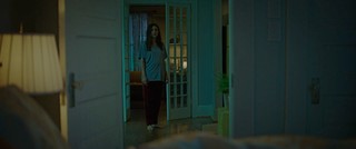 Victoria Justice feet photo thumbnail