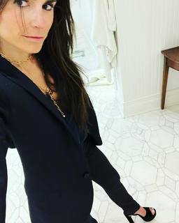 Jordana Brewster feet photo thumbnail