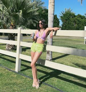 Sara Sampaio feet photo thumbnail