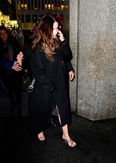 Ana de Armas feet photo thumbnail