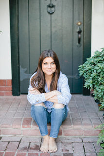 Tiffani Thiessen feet photo thumbnail