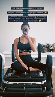Iris Mittenaere feet photo thumbnail