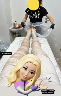Elena Santarelli feet photo thumbnail