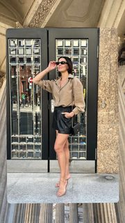 Anna Popek feet photo thumbnail