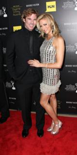 Debbie Gibson feet photo thumbnail