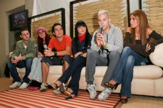 Maite Perroni feet photo thumbnail