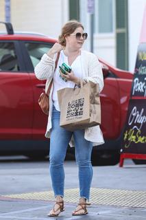 Amy Adams feet photo thumbnail